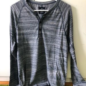 American Eagle long sleeve Henley